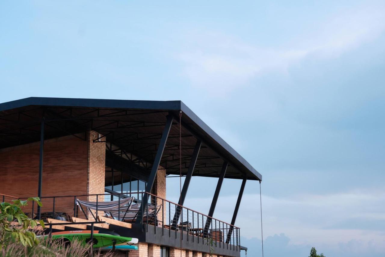 Umva Muhazi Villa Exteriör bild