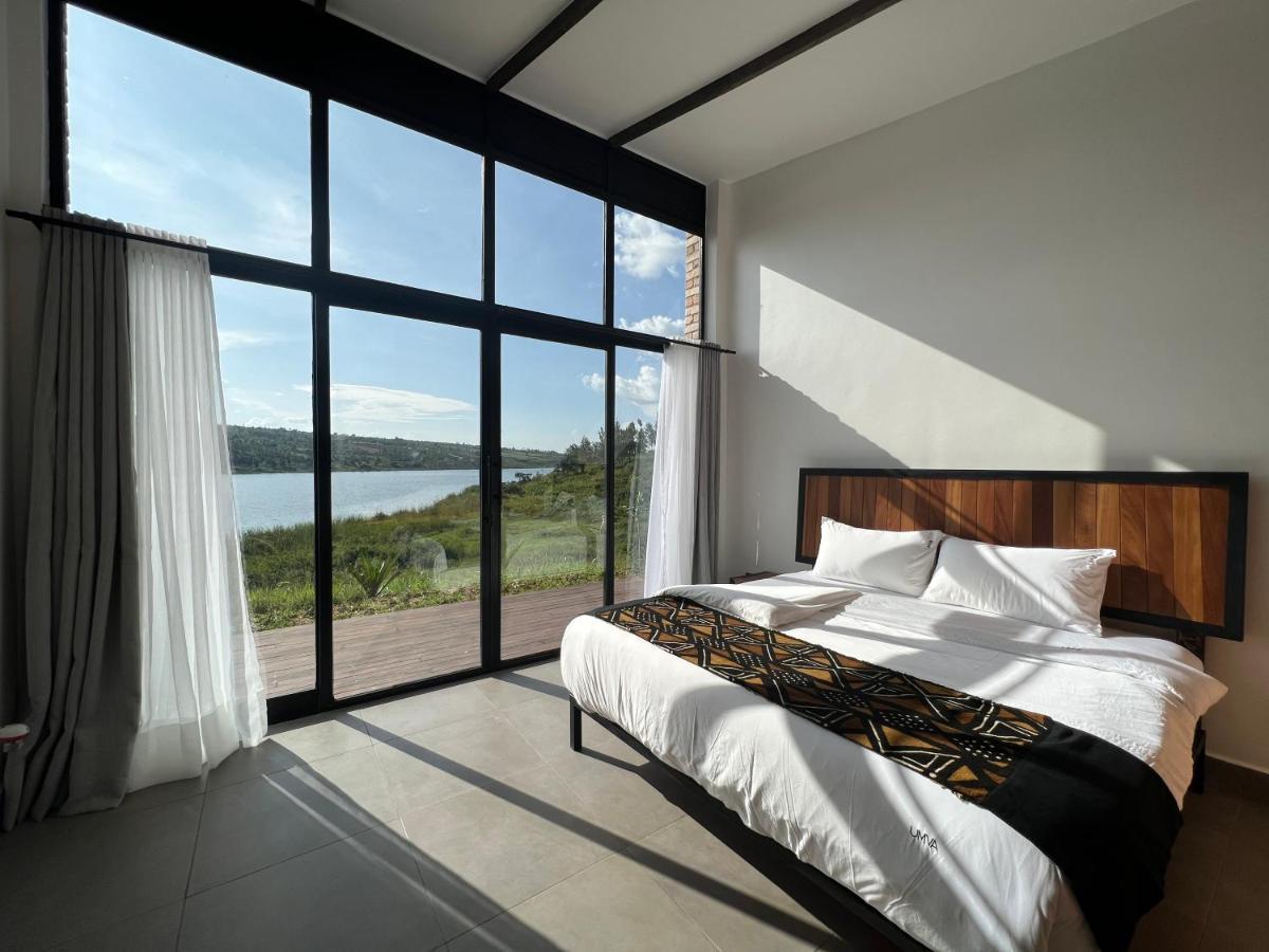 Umva Muhazi Villa Exteriör bild